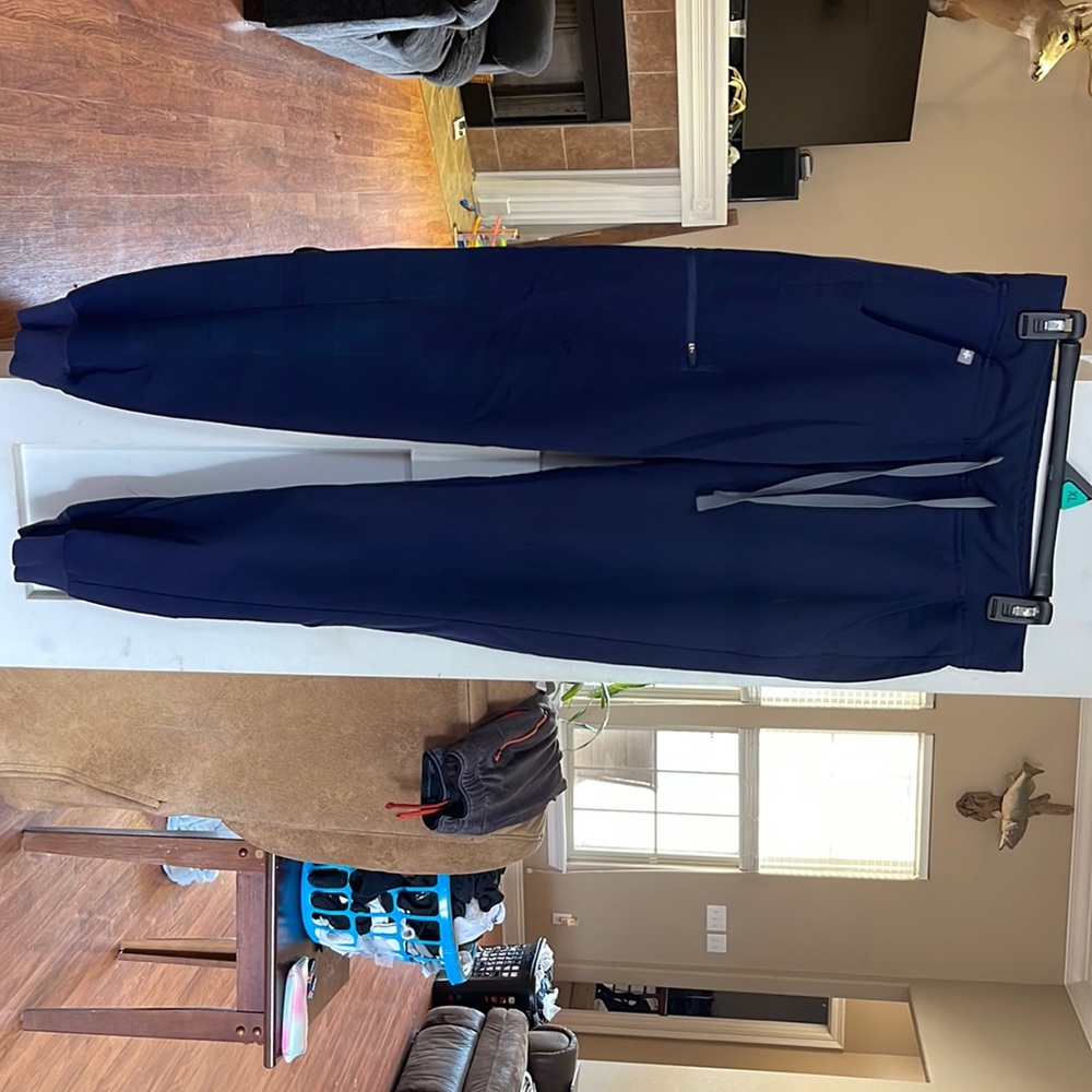 Size S figs scrubs